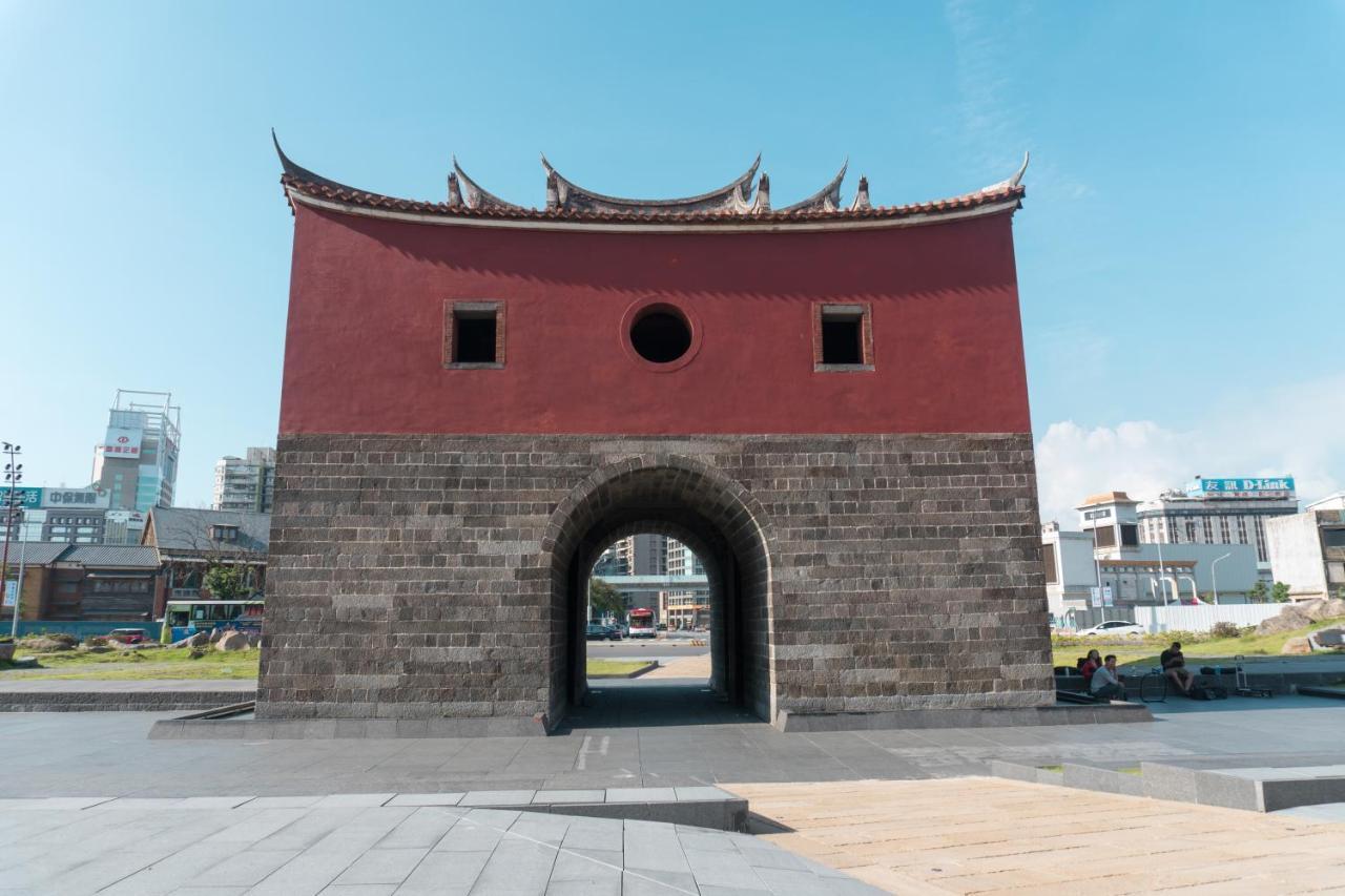 May Rooms Taipei Main Station Exterior photo